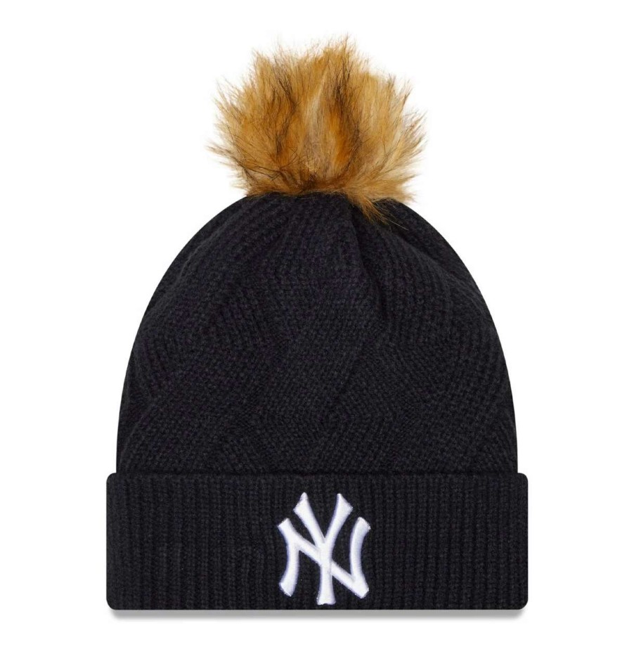 New York Yankees Caps * | Women'S New York Yankees New Era Navy Snowy Cuffed Knit Hat With Pom