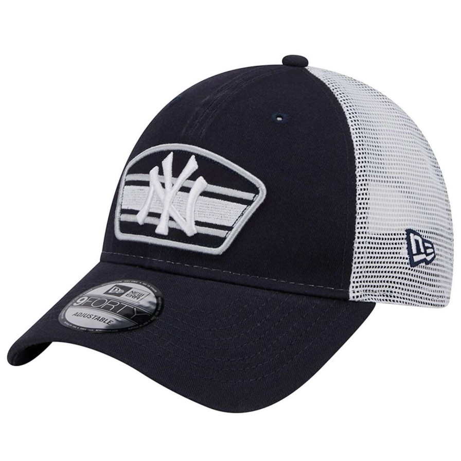 New York Yankees Caps * | Men'S New York Yankees New Era Navy/White Logo Patch 9Forty Trucker Snapback Hat