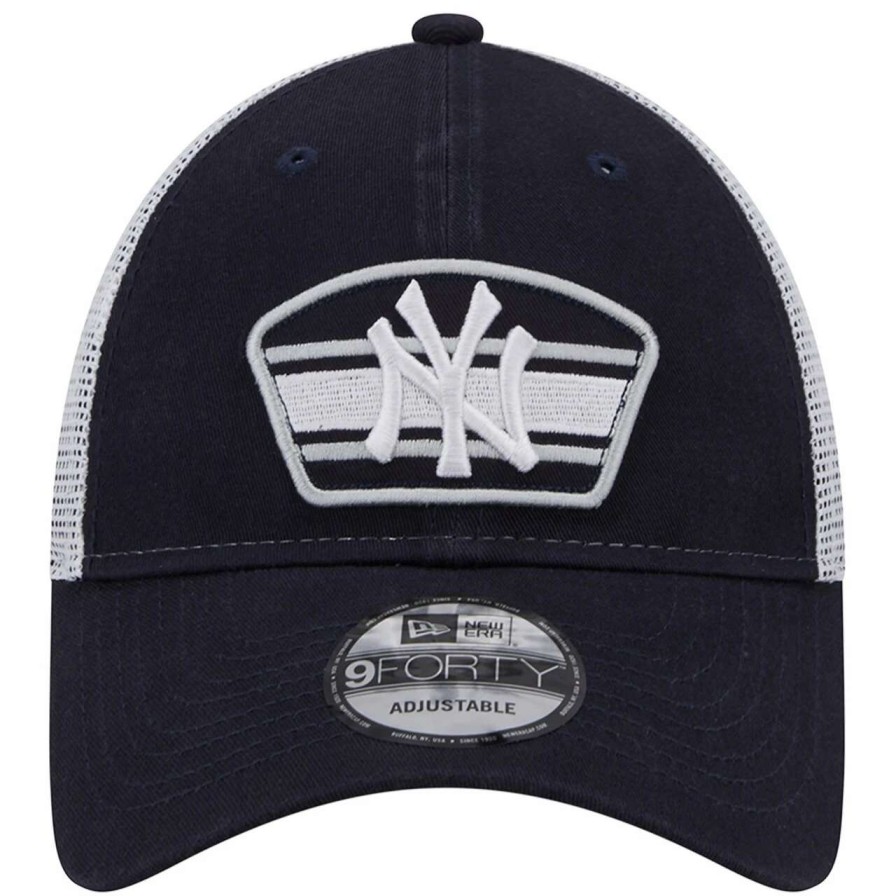 New York Yankees Caps * | Men'S New York Yankees New Era Navy/White Logo Patch 9Forty Trucker Snapback Hat