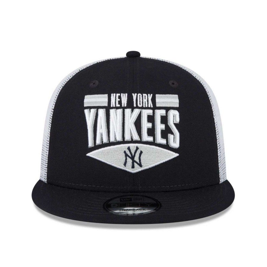 New York Yankees Caps * | Men'S New York Yankees New Era Navy/White Base Trucker 9Fifty Snapback Hat